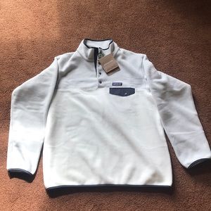 Brand new Patagonia white pullover sweatshirt